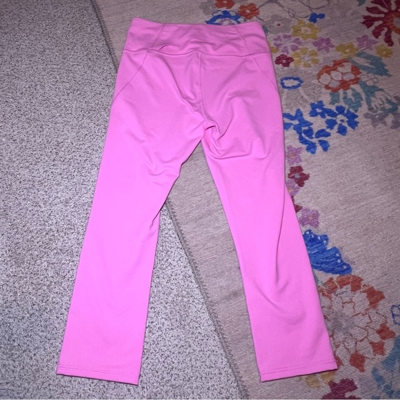 Under Armour Women’s Heatgear REFLECT HI-RISE CROP PINK SZ Medium NWOT - Picture 6 of 9